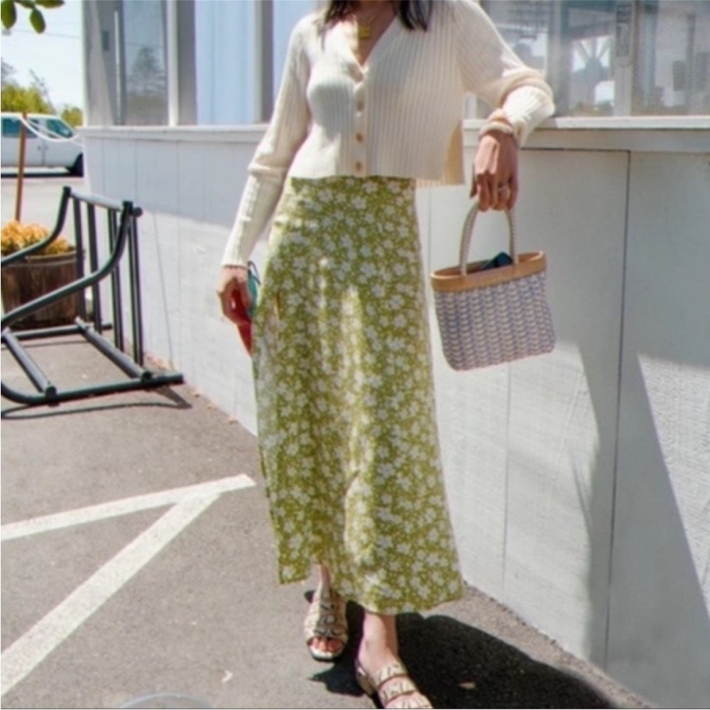 Nwt midi reformation zoe skirt - Picture 10 of 10